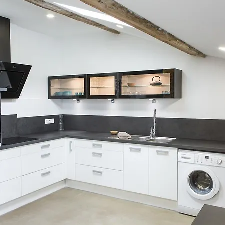 아파트 La Maison Des Vendangeurs 2 *