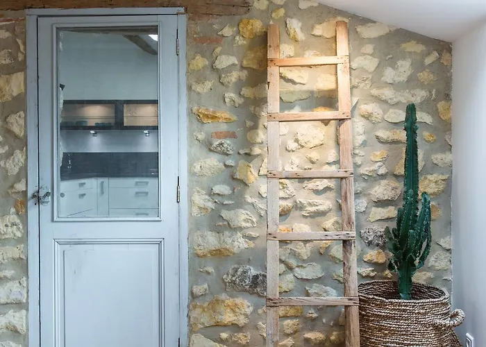 La Maison Des Vendangeurs 2 * Fleury